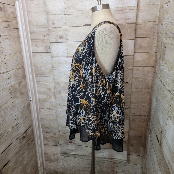 Lane Bryant tank - Picture 2 of 5